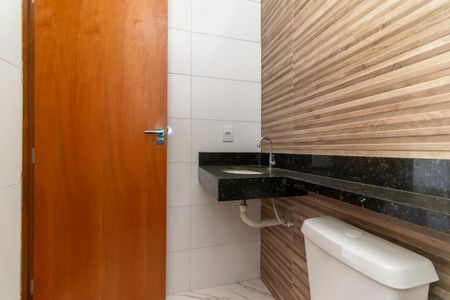 Casa à venda com 135m², 2 quartos e 3 vagasBanheiro da Suíte 1