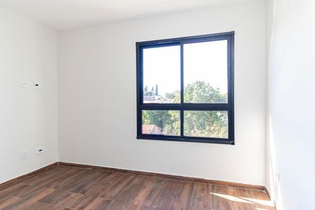 Casa à venda com 135m², 2 quartos e 3 vagasSuíte