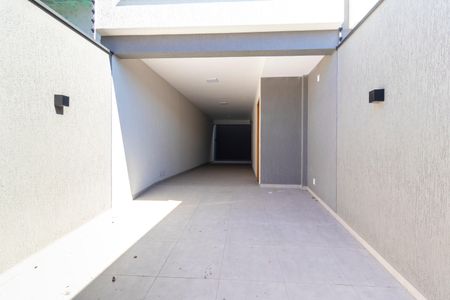 Casa à venda com 135m², 2 quartos e 3 vagasGaragem