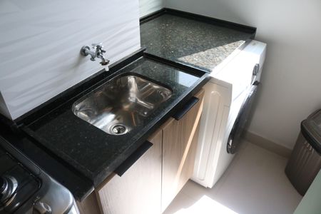 Apartamento à venda com 40m², 2 quartos e sem vagaCozinha e Área de Serviço