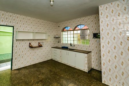 Casa para alugar com 301m², 2 quartos e 2 vagasCozinha