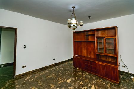 Casa para alugar com 301m², 2 quartos e 2 vagasQuarto 