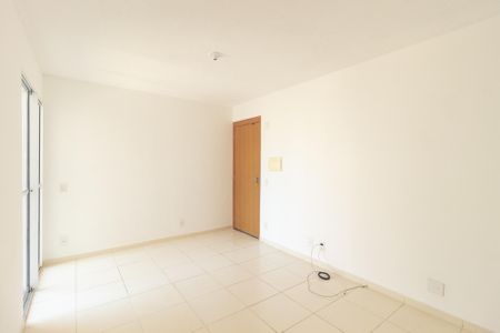 Sala de apartamento para alugar com 2 quartos, 45m² em Guaratiba, Rio de Janeiro