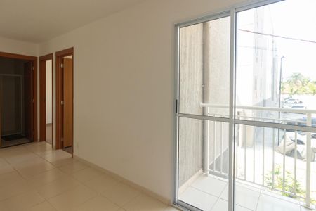 Sala de apartamento para alugar com 2 quartos, 45m² em Guaratiba, Rio de Janeiro