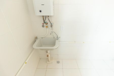Apartamento para alugar com 45m², 2 quartos e 1 vaga Apartamento para alugar com 45m², 2 quartos e 1 vagaCozinha e Área de Serviço