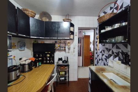 Apartamento à venda com 52m², 2 quartos e 1 vaga Apartamento à venda com 52m², 2 quartos e 1 vagaCozinha - Armários