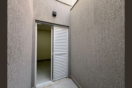 Casa à venda com 140m², 3 quartos e 2 vagas Casa à venda com 140m², 3 quartos e 2 vagasÁrea privativa suite 1