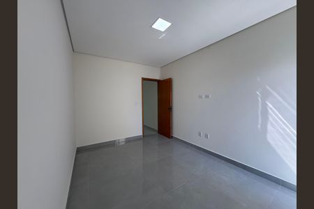 Casa à venda com 140m², 3 quartos e 2 vagas Casa à venda com 140m², 3 quartos e 2 vagasSuite 3