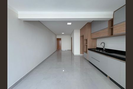 Casa à venda com 140m², 3 quartos e 2 vagas Casa à venda com 140m², 3 quartos e 2 vagasCobertura