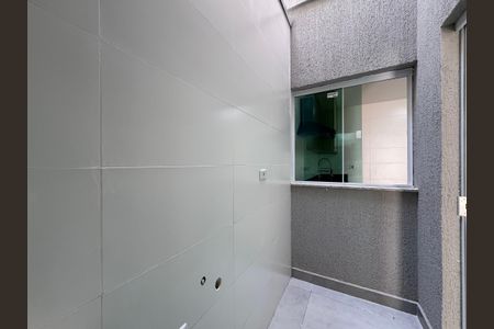 Casa à venda com 140m², 3 quartos e 2 vagas Casa à venda com 140m², 3 quartos e 2 vagasLavanderia