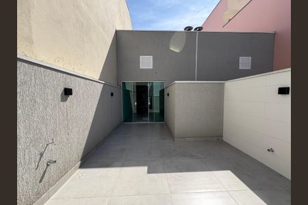 Casa à venda com 140m², 3 quartos e 2 vagas Casa à venda com 140m², 3 quartos e 2 vagasCobertura