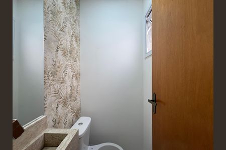 Casa à venda com 140m², 3 quartos e 2 vagas Casa à venda com 140m², 3 quartos e 2 vagasLavabo 2