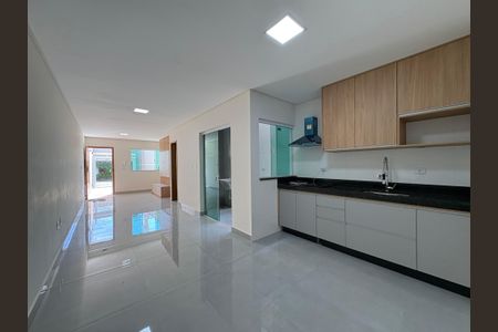 Casa à venda com 140m², 3 quartos e 2 vagas Casa à venda com 140m², 3 quartos e 2 vagasCozinha