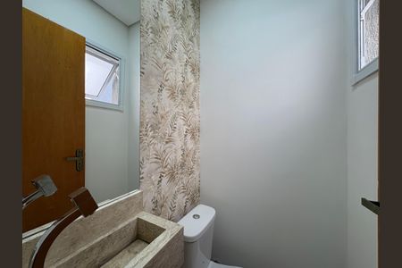 Casa à venda com 140m², 3 quartos e 2 vagas Casa à venda com 140m², 3 quartos e 2 vagasLavabo 2