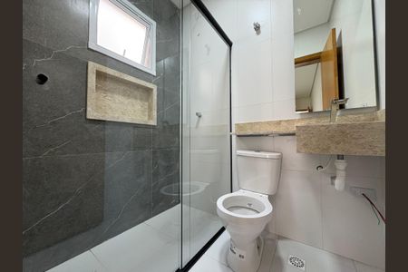 Casa à venda com 140m², 3 quartos e 2 vagas Casa à venda com 140m², 3 quartos e 2 vagasBanheiro da suíte 2