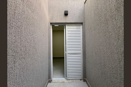 Casa à venda com 140m², 3 quartos e 2 vagas Casa à venda com 140m², 3 quartos e 2 vagasÁrea privativa suite 1