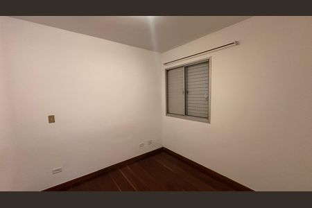 Quarto de apartamento para alugar com 2 quartos, 70m² em Campo Belo, São Paulo