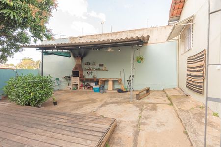 Casa à venda com 300m², 3 quartos e 1 vaga Casa à venda com 300m², 3 quartos e 1 vagaEspaço Gourmet
