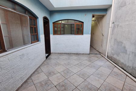 Casa para alugar com 253m², 4 quartos e 4 vagas Casa para alugar com 253m², 4 quartos e 4 vagasÁrea comum