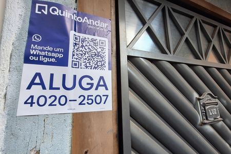 Casa para alugar com 253m², 4 quartos e 4 vagas Casa para alugar com 253m², 4 quartos e 4 vagasPlaca