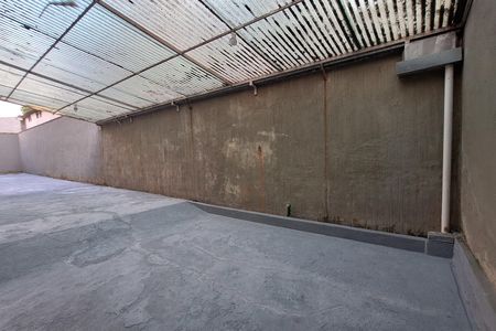 Casa para alugar com 253m², 4 quartos e 4 vagas Casa para alugar com 253m², 4 quartos e 4 vagasÁrea comum