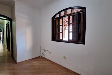 Casa para alugar com 253m², 4 quartos e 4 vagas Casa para alugar com 253m², 4 quartos e 4 vagasQuarto 1