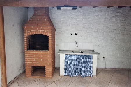 Casa para alugar com 253m², 4 quartos e 4 vagas Casa para alugar com 253m², 4 quartos e 4 vagasÁrea comum