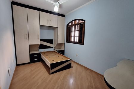 Casa para alugar com 253m², 4 quartos e 4 vagas Casa para alugar com 253m², 4 quartos e 4 vagasQuarto 2