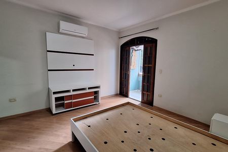 Casa para alugar com 253m², 4 quartos e 4 vagas Casa para alugar com 253m², 4 quartos e 4 vagasSuíte