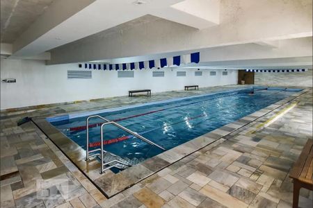 Área comum - Piscina coberta  de apartamento para alugar com 3 quartos, 91m² em Vila Lusitania, São Bernardo do Campo