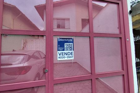 Casa à venda com 145m², 2 quartos e 2 vagas Casa à venda com 145m², 2 quartos e 2 vagasPlaquinha