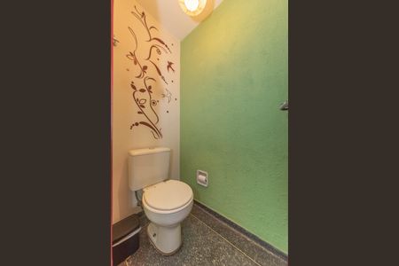 Casa à venda com 145m², 2 quartos e 2 vagas Casa à venda com 145m², 2 quartos e 2 vagasLavabo