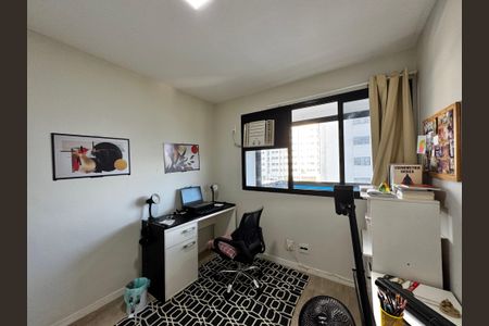 Apartamento para alugar com 70m², 2 quartos e 2 vagasQuarto