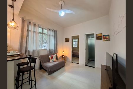 Sala de apartamento para alugar com 1 quarto, 40m² em Catete, Rio de Janeiro