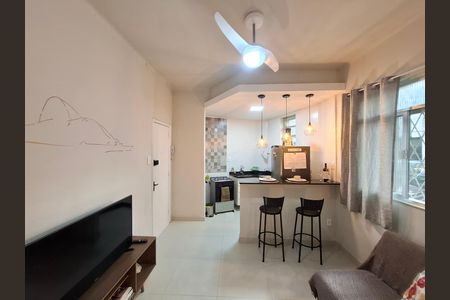 Sala de apartamento para alugar com 1 quarto, 40m² em Catete, Rio de Janeiro