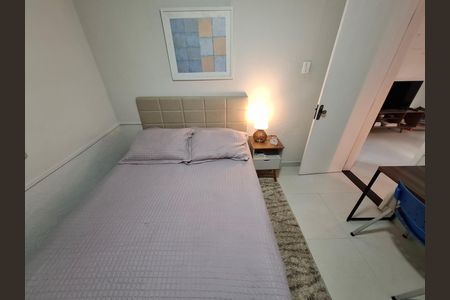 Quarto de apartamento para alugar com 1 quarto, 40m² em Catete, Rio de Janeiro