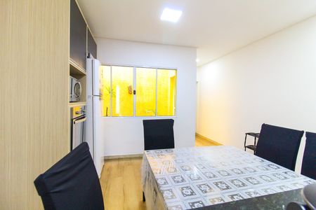 Casa à venda com 160m², 3 quartos e 1 vaga Casa à venda com 160m², 3 quartos e 1 vagaCozinha