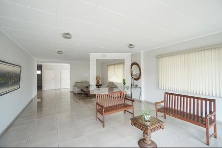 Apartamento à venda com 80m², 2 quartos e 1 vaga Apartamento à venda com 80m², 2 quartos e 1 vagaHall social