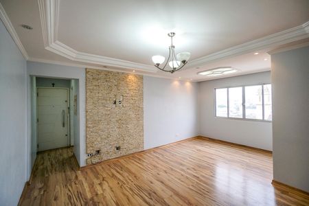 Apartamento à venda com 80m², 2 quartos e 1 vaga Apartamento à venda com 80m², 2 quartos e 1 vagaSala