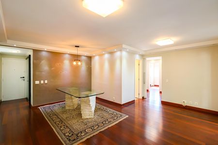 Apartamento para alugar com 3 quartos, 105m² em Vila Suzana, São Paulo