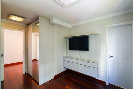 Apartamento para alugar com 3 quartos, 105m² em Vila Suzana, São Paulo