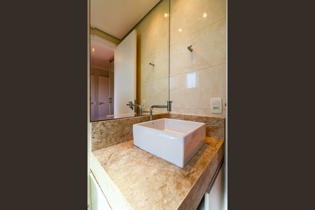 Apartamento à venda com 105m², 3 quartos e 2 vagas Apartamento à venda com 105m², 3 quartos e 2 vagasBanheiro da Suíte 2