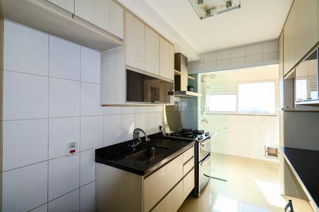 Apartamento à venda com 105m², 3 quartos e 2 vagas Apartamento à venda com 105m², 3 quartos e 2 vagasCozinha