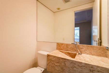 Apartamento à venda com 105m², 3 quartos e 2 vagas Apartamento à venda com 105m², 3 quartos e 2 vagasBanheiro social