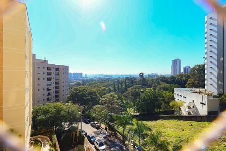 Vista da Suíte 2 de apartamento à venda com 3 quartos, 105m² em Vila Suzana, São Paulo
