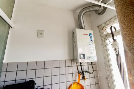 Apartamento à venda com 75m², 2 quartos e 2 vagas Apartamento à venda com 75m², 2 quartos e 2 vagasDetalhe da area de serviço