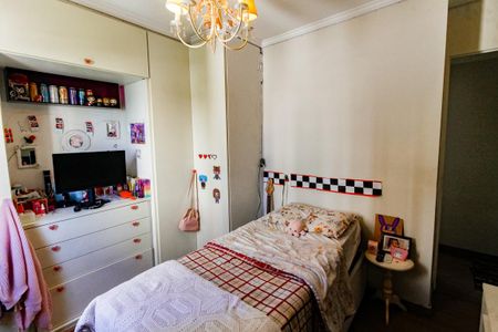 Apartamento à venda com 75m², 2 quartos e 2 vagas Apartamento à venda com 75m², 2 quartos e 2 vagasQuarto