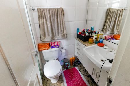 Apartamento à venda com 75m², 2 quartos e 2 vagas Apartamento à venda com 75m², 2 quartos e 2 vagasBanheiro da Suíte