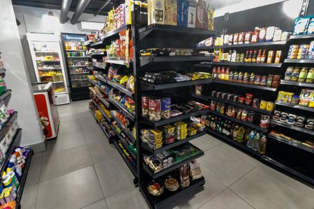 Apartamento à venda com 75m², 2 quartos e 2 vagas Apartamento à venda com 75m², 2 quartos e 2 vagasMercado