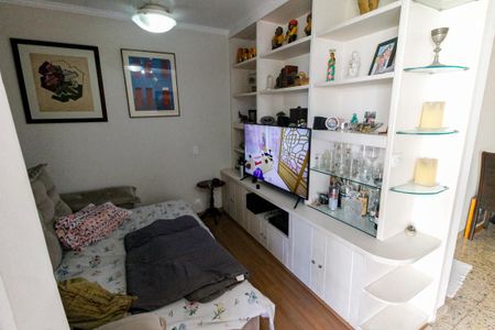 Apartamento à venda com 75m², 2 quartos e 2 vagas Apartamento à venda com 75m², 2 quartos e 2 vagasSala - TV